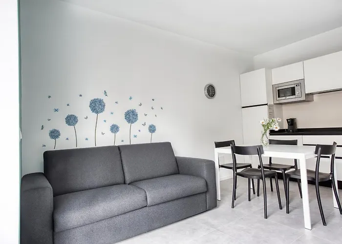 Sleek City Abode In Maciachini Milan