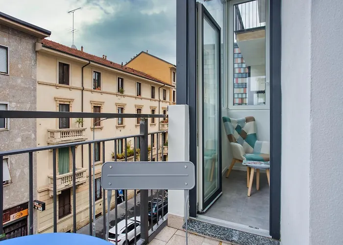 Sleek City Abode In Maciachini Milan